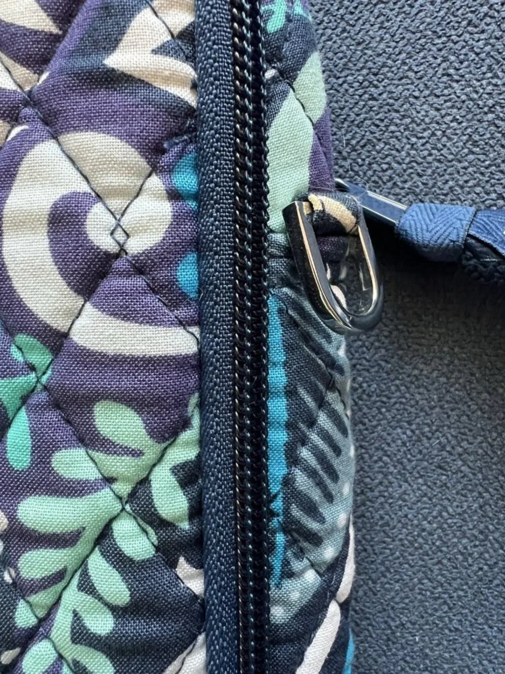 VERA BRADLEY Quilted Blue Island Medallion Laptop Bag Computer Travel 15